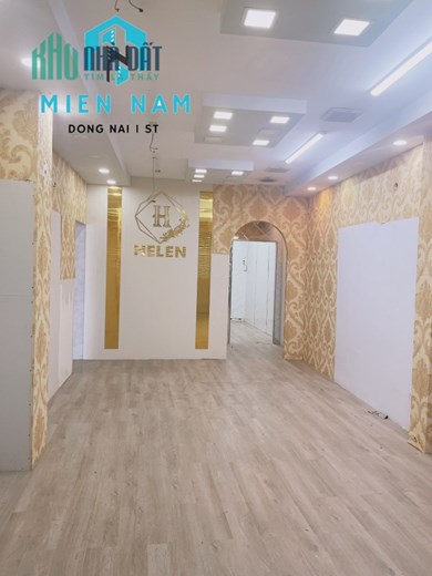 Cần cho thuê mặt tiền đường NGUYỄN ÁI QUỐC ĐƯỜNG CHÍNH TT TP.BIÊN HÒA với diện tích 105m2 mà giá