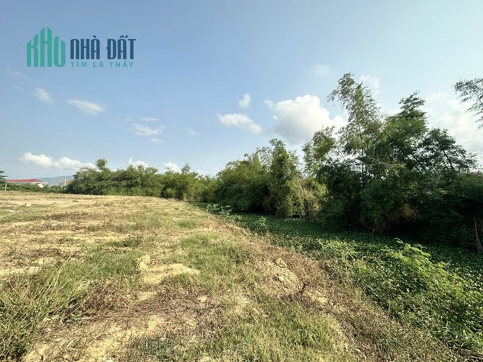 CHÍNH CHỦ CẦN BÁN LÔ ĐẤT VỊ TRÍ ĐẸP TẠI KHÁNH HÒA