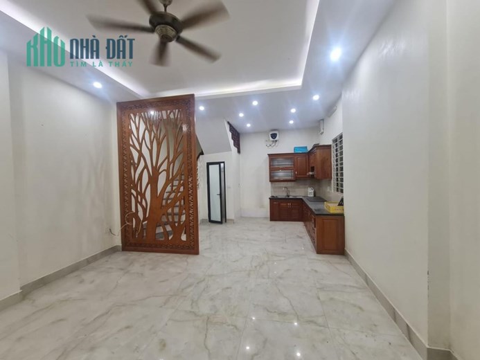 Tôi cần bán nhà MỄ TRÌ PHỐ - NHÀ ĐẸP Ở NGAY - TIỆN ÍCH NGẬP TRÀN - NGÕ THÔNG - SỔ ĐẸP NỞ HẬU