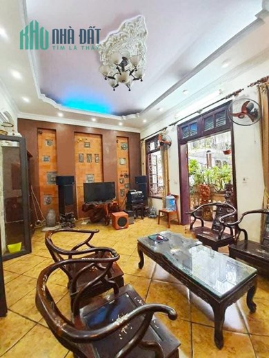 Bán nhà phố Trần Quang Diệu, vỉa hè phân lô ô tô, DT 60m2 x  5 Tầng, MT6m