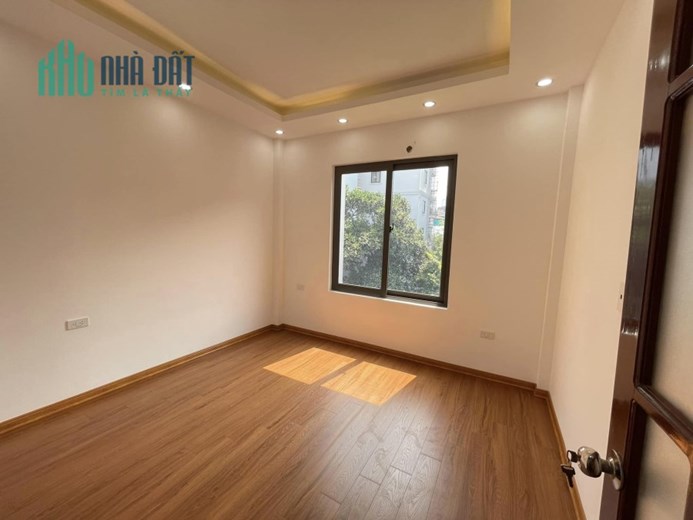 P/LÔ HOÀNG MAI SÁT HỒ ĐỀN LỪ KINH DOANH SẦM UỐT 33M2x5 TÂNG