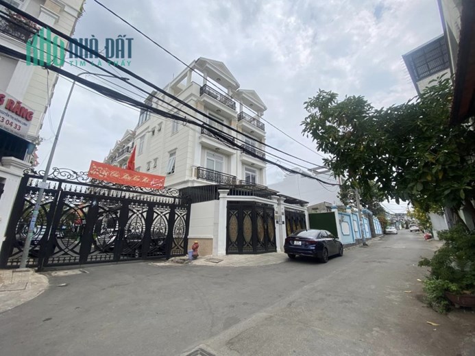 Bán nhà Đăng Văn Bi - 65m2 1 trệt 1 lầu - hẻm ô tô - nhà đẹp ở ngay