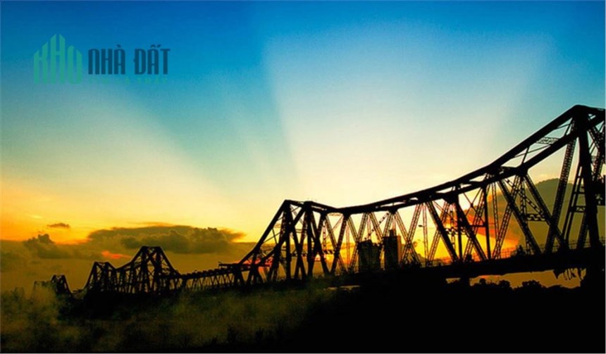 Siêu Phẩm. Ngay mặt Phố Ngọc Lâm, LB. KD, Vỉa Hè rộng. lô góc 43mx5T, mt4,2. Chỉ hon 10 tỷ