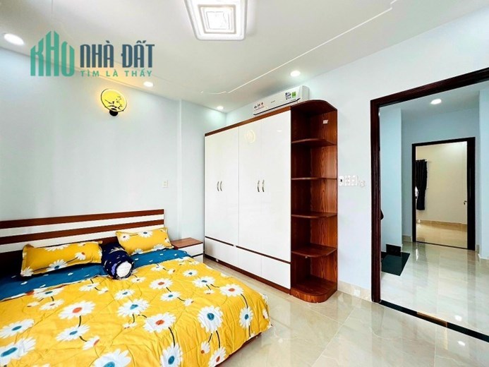 PHÚ NHUẬN NHÀ SIÊU SỊN - 4 TẦNG - ĐẸP VÀ RẤT ĐẸP- NGANG 4M - SỔ A4