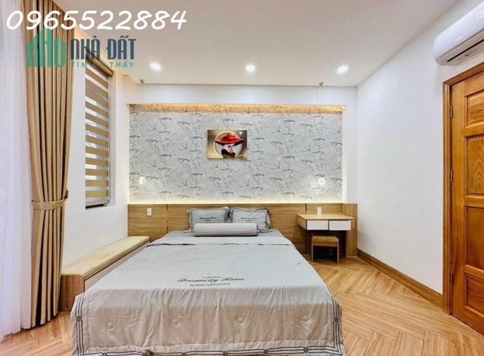 Nhà  Bình Lợi, Bình Thạnh, 3 Tầng, hơn 200m2, sổ vuông vức, giá nhỏ xíu
