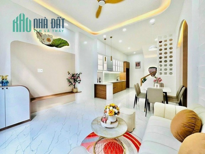 SIÊU PHẨM NHÀ MỚI - FULL NỘI THẤT - CHỦ NGỘP BANK GIÁ SIÊU HẤP DẪN