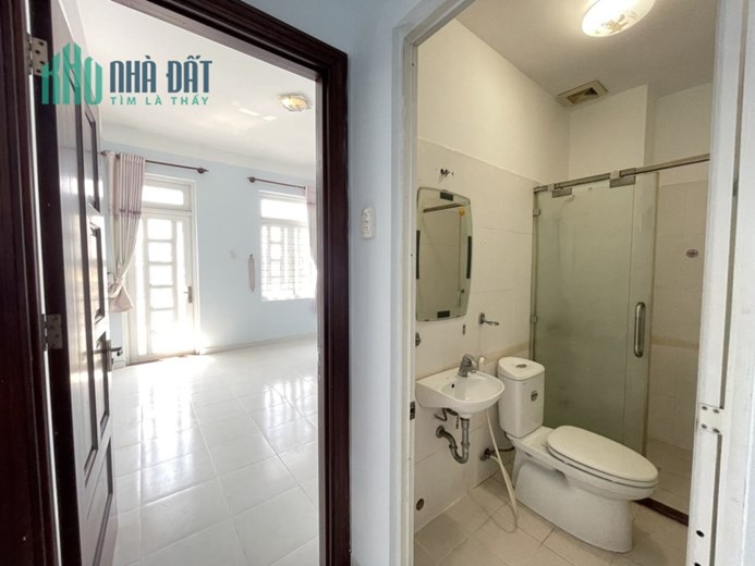 BÁN NHÀ PHƯỜNG TÂY THẠNH QUẬN TÂN PHÚ 50M2 4TẦNG 5PN NHỈNH 7TY.
