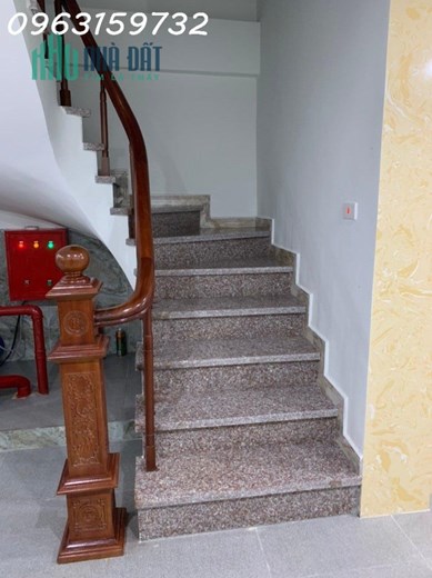 BÁN NHÀ PHỐ NHÂN HÒA 30M2 5 TẦNG BA GÁC QUA NHÀ NHỈNH 2 TỶ