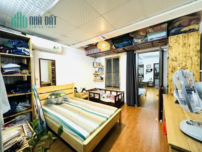 BÁN NHÀ TẬP THỂ 2 PHÒNG NGỦ 1 VỆ SINH, DIỆN TÍCH SỬ DỤNG 55M, ĐỂ LẠI FULL ĐỒ