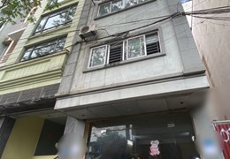 Cho thuê nhà Lạc Long Quân 45m 5 tầng. MT4.5m. 2 ô tô tránh. 25 triệu