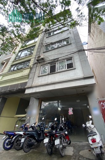 Cho thuê nhà Lạc Long Quân 45m 5 tầng. MT4.5m. 2 ô tô tránh. 25 triệu