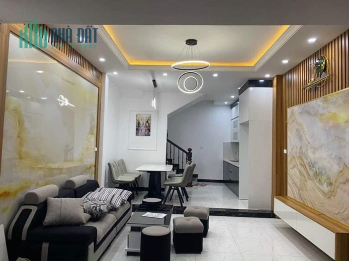 BÁN NHÀ BỒ ĐỀ DÂN XÂY NGÕ THÔNG CỰC ĐẸP Ô TÔ ĐỖ CỬA 5.6 TỶ