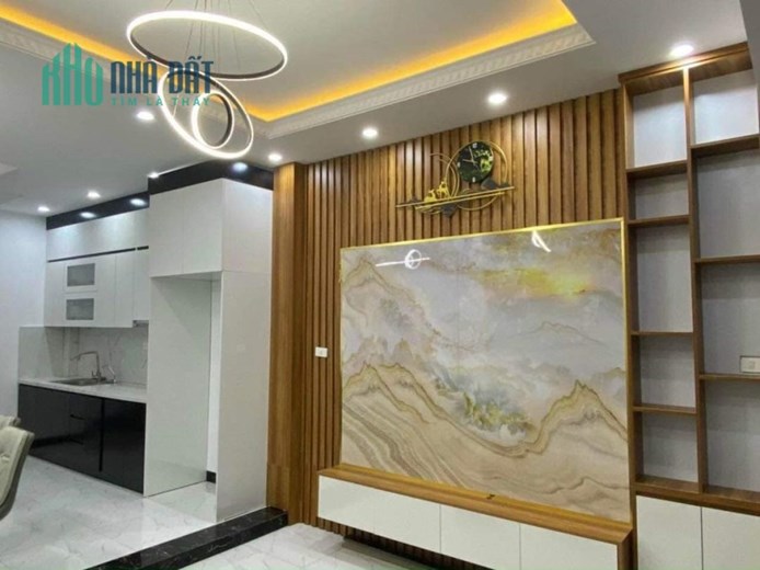 BÁN NHÀ BỒ ĐỀ DÂN XÂY NGÕ THÔNG CỰC ĐẸP Ô TÔ ĐỖ CỬA 5.6 TỶ