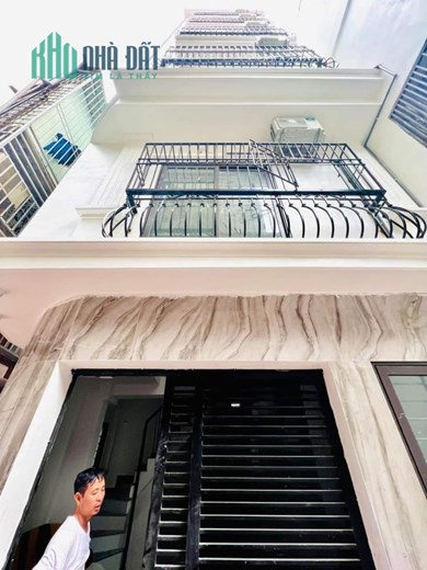 TRUNG TÂM ĐỐNG ĐA, PHỐ PHƯƠNG MAI 55M, 8T, MT 5M, THANG MÁY, LÔ GÓC, DOANH THU 80 TRIỆU, THÁNG, CHỈ