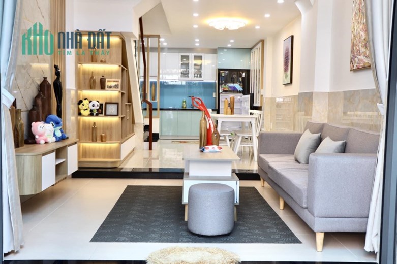 BÁN GẤP NHÀ HẺM XE TẢI TRÁNH NGUYỄN VĂN LINH, BÌNH THUẬN, 2 TẦNG, RỘNG 4.5M BỀ THẾ  CHỈ 8 TỶ NHỈNH