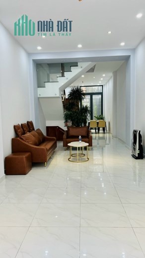 Bán Nhà Lạc Long Quân - HXH Tránh - 4 tầng BTCT - 35m2 Hiếm