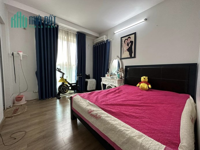 💥HIẾM💥Chung cư Cảnh sát 113, Trung Kính 94m2, 3PN, tiện ích VIP, chỉ 4 tỷ