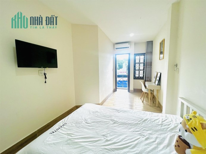 GIÁ TỐT CHỐT NGAY!! Cho thuê Căn Hộ Balcon đường Nguyễn Kiệm, quận Phú Nhuận, gần sân bay Tân Sơn