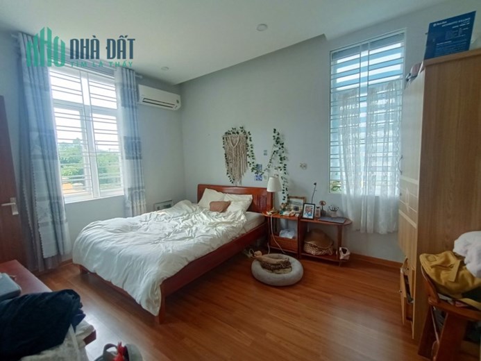 VILLA NAM VIỆT Á , PHÂN LÔ BIỆT THỰ . VÀI BƯỚC RA SÔNG HÀN. GẦN LÃNH SỨ QUÁN HÀN. 200M.  NGANG 10m