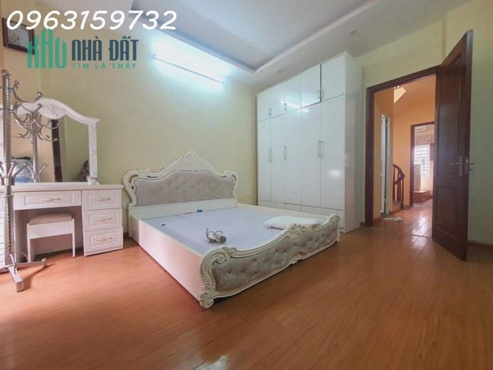 BÁN NHÀ NGUYỄN TUÂN THANH XUÂN GẦN ĐH QUỐC GIA ,53M2 5 TẦNG Ô TÔ ĐỖ CỬA NHỈNH 5 TỶ