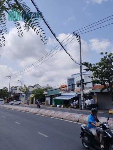 GIÁ SIÊU ĐẦU TƯ CHỈ 24 TRIỆU/M2  MẶT TIỀN ĐƯỜNG HUỲNH TẤN PHÁT