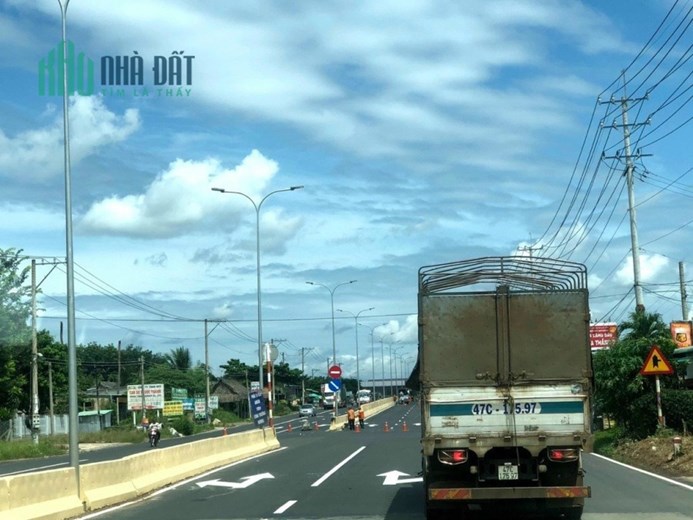 NGÂN HÀNG THANH LÝ lô đất 270m2 thổ cư, ngay sát KCN, dân cư sầm uất giá 195TR