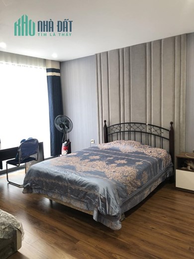 Bán nhà phố Võ Văn Dũng, Đống Đa 65m, mt 4.5m. Giá: 14.7 tỷ