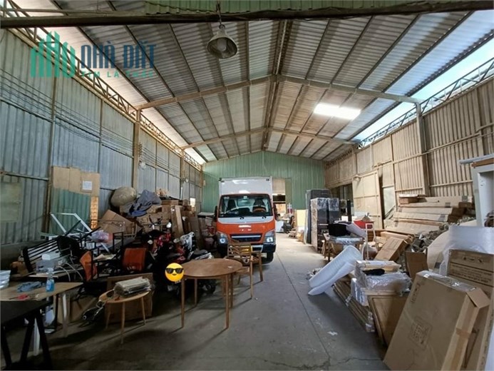 xưởng 1100m2 sạch đẹp xe 5 Tấn giá chỉ 50 triệu, mặt tiền Thới An