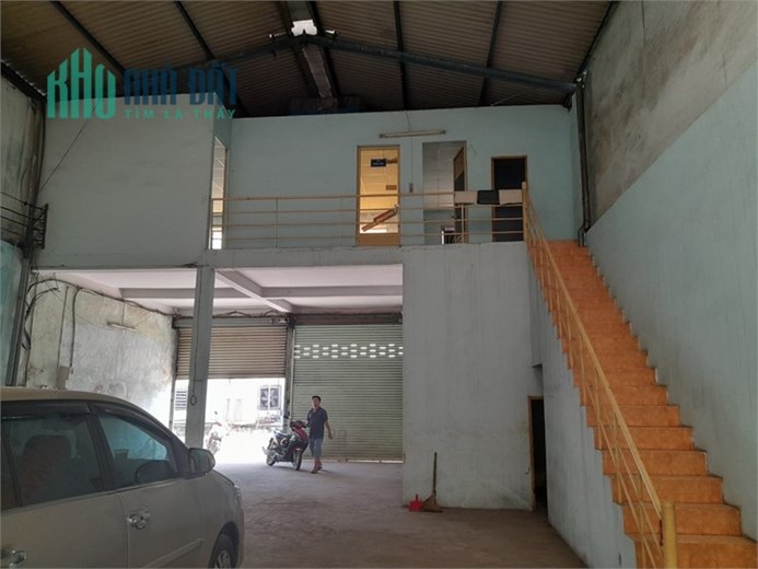 xưởng cao đẹp 600m2, xe Cont 40F 24h, sẵn điện 3fa, văn phòng