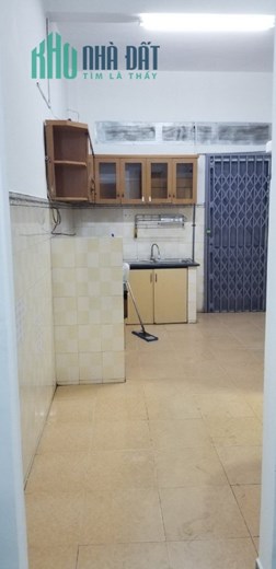 Chính chủ cần cho thuê nhà nguyên căn , TC trệt + hai lầu là xấp xỉ 180 m2  ( trừ cầu thang),rộng