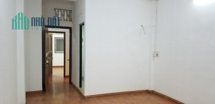 Chính chủ cần cho thuê nhà nguyên căn , TC trệt + hai lầu là xấp xỉ 180 m2  ( trừ cầu thang),rộng