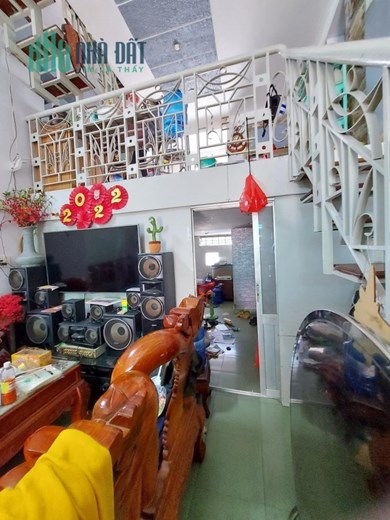 Bán gấp nhà Điện Biên Phủ, Ôtô đậu cửa, 98 m2, giá chỉ 9.5 Tỷ
