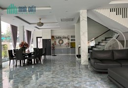 ⚜️ Bán Biệt Thự Lô Góc Mỹ Đình, Từ Liêm, Lâu Đài,  135m2 3T MT 21m, Chỉ 35 Tỷ ⚜️