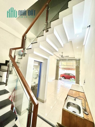CHO THUÊ MẶT BẰNG Địa chỉ: 621 Ngô Quyền