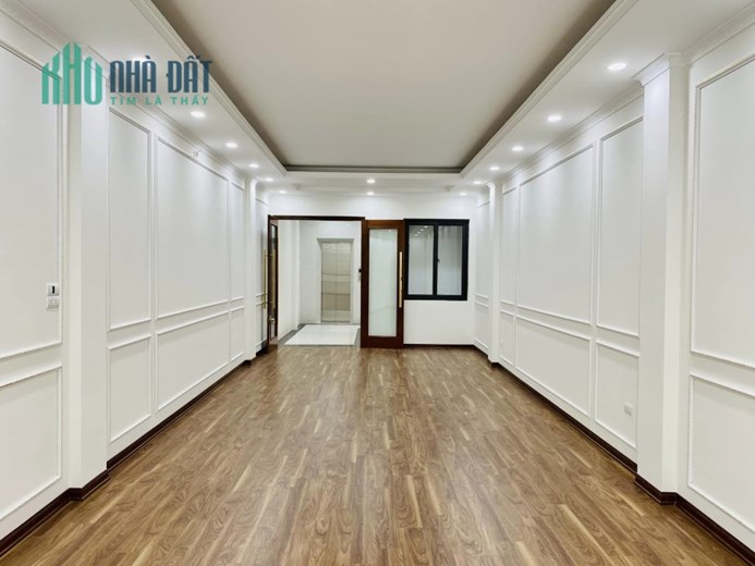 SIÊU PHẨM NHÀ PHÂN LÔ Ô TÔ TRÁNH - XÂY MỚI HIỆN ĐẠI CAO CẤP - KINH DOANH VĂN PHÒNG.