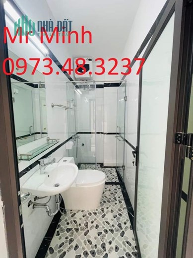 Nhỉnh 4 tỷ, có nhà Tân Mai, Hoàng Mai, 45m2, 2 mặt thoáng, ô tô đỗ cửa.