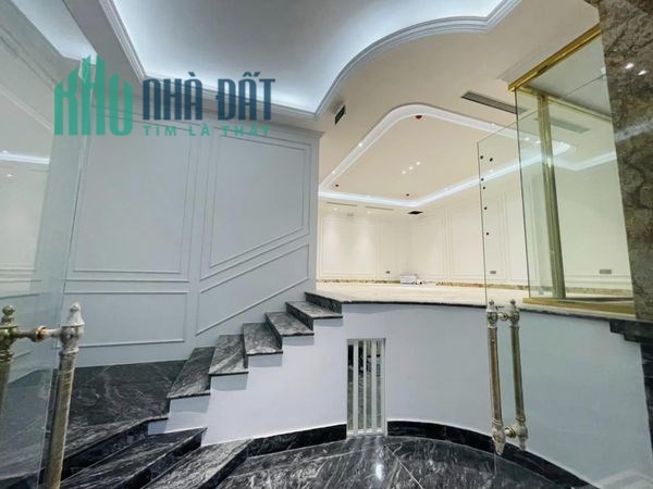 ⚜️ Bán Tòa Nhà Văn Phòng Phố Dương Khuê, Cầu Giấy, 95m2 8T, MT 9.5m, Chỉ 37.9 Tỷ ⚜️