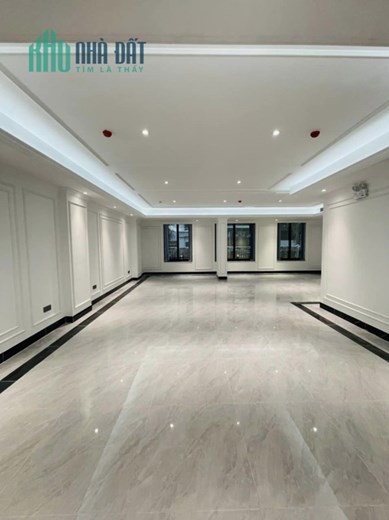 ⚜️ Bán Tòa Nhà Văn Phòng Phố Dương Khuê, Cầu Giấy, 95m2 8T, MT 9.5m, Chỉ 37.9 Tỷ ⚜️