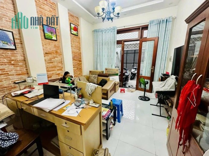 Chủ Định Cư Gấp, Bán Nhanh Nhà 72m2, 4PN,  Ngay Phạm Văn Đồng, Thủ Đức