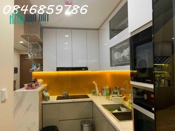 Cần bán căn hộ đẹp như khách sạn 5* The Legend 3 ngủ full đồ