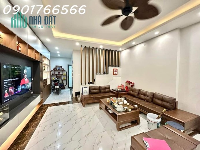 Phân Lô Kinh Doanh Quận Hoàng Mai, Phố Trương Định, 55m x 6T, Giá 12 tỷ.