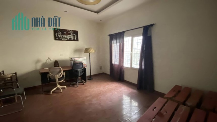 Bán nhà Mặt Tiền Rộng 5,5m Ngõ Thanh Nhàn 6,35 tỷ, 80mx4T, sđcc