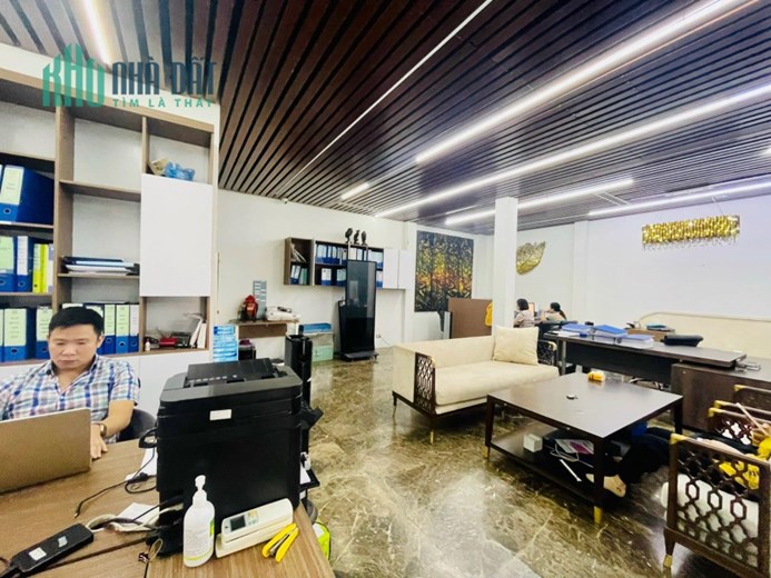 ⚜️ Bán Biệt Thự Linh Đàm, Hoàng Mai, 220m2 4T MT 11m, Chỉ 44.5 Tỷ ⚜️