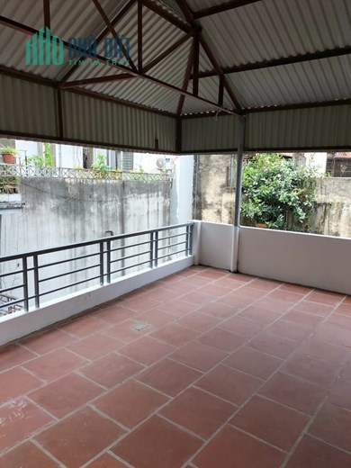 Bán nhà nở hậu ngõ cực thoáng Thịnh Quang Đống Đa 41m 4 tầng 4.3 tỷ