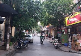 BÁN NHÀ PHỐ NGUYỄN CHÍ THANH
 - MẶT NGÕ THÔNG, Ô TÔ TRÁNH
+ KINH DOANH MỌI MẶT HÀNG
 - 51M2 x 5T, 8