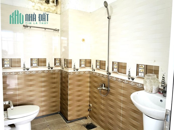 BÁN NHÀ TÂN PHÚ GIÁP TÂN BÌNH HXH 6Mx12M 3TẦNG