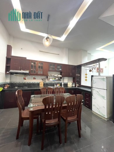 Tân Bình - P3 HXH thông -Dt 52M2 -ngang hơn 5 m - Nhỉnh 8 Tỷ Tl