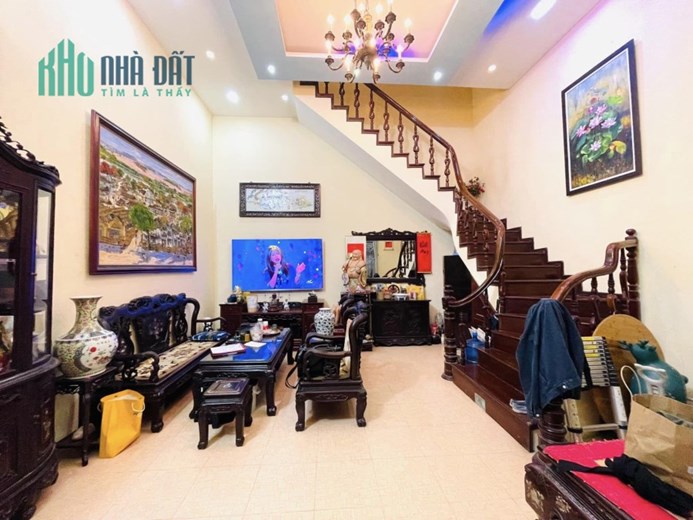 Bán nhà phố Xã Đàn– Đống Đa, 10M ra ô tô , 53.4m2 , 5.5 tỷ