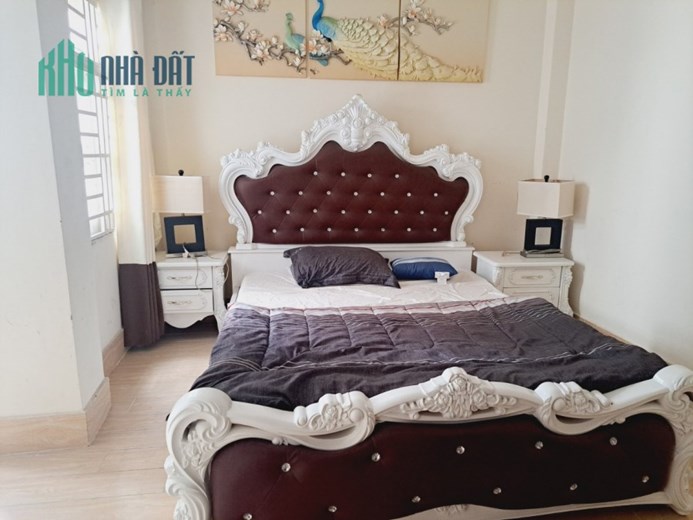 Bán nhà ngộp Bank Bùi Viện Quận 1 5 tầng BTCT 6PN 31m2 HXH chỉ nhỉnh 7 tỷ