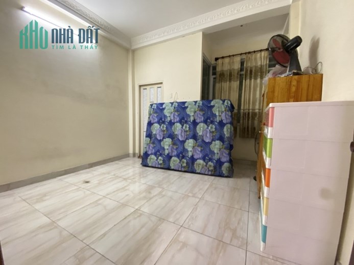 Nhà mới ở ngay Phạm Văn Bạch 43m2 giá tốt 4.5 tỷ